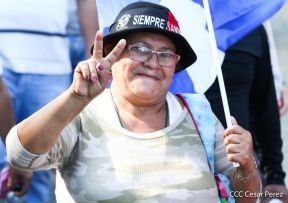 Caminata: Con Darío y Sandino somos Grandes! Más Grandes!