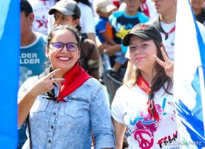 Caminata: Con Darío y Sandino somos Grandes! Más Grandes!