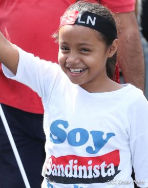 Caminata: Con Darío y Sandino somos Grandes! Más Grandes!