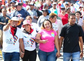 Caminata: Con Darío y Sandino somos Grandes! Más Grandes!