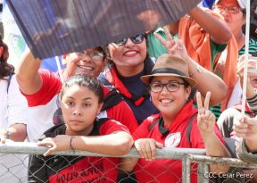 Caminata: Con Darío y Sandino somos Grandes! Más Grandes!