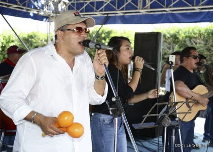 Caminata ¡Mujeres por la Vida! ¡Aquí Nos Ilumina un Sol que No Declina!