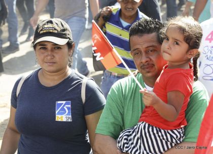 Caminata ¡Mujeres por la Vida! ¡Aquí Nos Ilumina un Sol que No Declina!