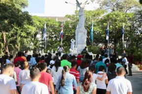 Nicaragua conmemora el 104 aniversario del tránsito a la inmortalidad de Rubén Darío