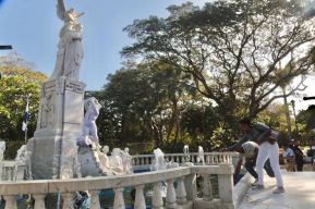 Nicaragua conmemora el 104 aniversario del tránsito a la inmortalidad de Rubén Darío