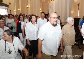 Nicaragua conmemora el 104 aniversario del tránsito a la inmortalidad de Rubén Darío