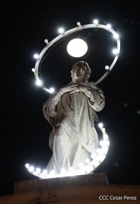 Nicaragua conmemora el 104 aniversario del tránsito a la inmortalidad de Rubén Darío