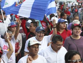 “Nicaragua Te Soñamos Grande”… “Mujeres por la Vida!”