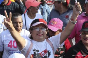 “Nicaragua Te Soñamos Grande”… “Mujeres por la Vida!”