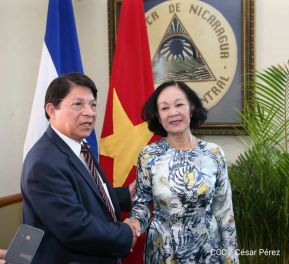 Visita de la Delegación de alto nivel de Vietnam