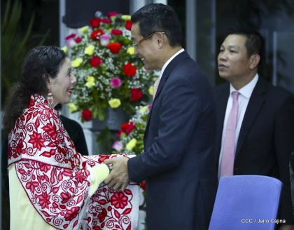 Hermandad y compañerismo en reunión del presidente Daniel  Ortega y vicepresidenta Rosario Murillo con delegación de alto nivel de Vietnam