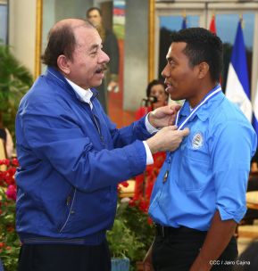 Presidente Daniel Ortega entregó la Orden de la Independencia Cultural Rubén Darío y medallas de Excelencia al mérito