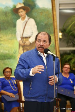 Presidente Daniel Ortega entregó la Orden de la Independencia Cultural Rubén Darío y medallas de Excelencia al mérito