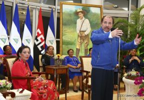 Presidente Daniel Ortega entregó la Orden de la Independencia Cultural Rubén Darío y medallas de Excelencia al mérito