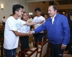 Presidente Daniel Ortega entregó la Orden de la Independencia Cultural Rubén Darío y medallas de Excelencia al mérito