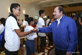 Presidente Daniel Ortega entregó la Orden de la Independencia Cultural Rubén Darío y medallas de Excelencia al mérito