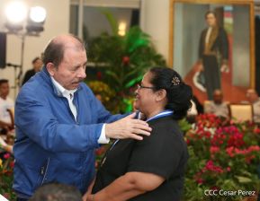 Presidente Daniel Ortega entregó la Orden de la Independencia Cultural Rubén Darío y medallas de Excelencia al mérito