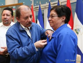 Presidente Daniel Ortega entregó la Orden de la Independencia Cultural Rubén Darío y medallas de Excelencia al mérito