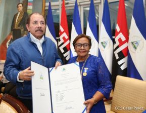 Presidente Daniel Ortega entregó la Orden de la Independencia Cultural Rubén Darío y medallas de Excelencia al mérito