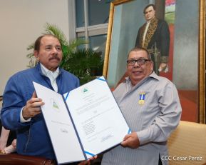 Presidente Daniel Ortega entregó la Orden de la Independencia Cultural Rubén Darío y medallas de Excelencia al mérito