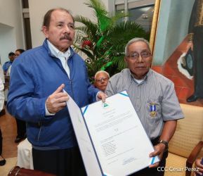Presidente Daniel Ortega entregó la Orden de la Independencia Cultural Rubén Darío y medallas de Excelencia al mérito