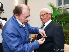 Presidente Daniel Ortega entregó la Orden de la Independencia Cultural Rubén Darío y medallas de Excelencia al mérito