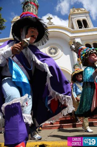 Católicos se desbordan en cierre de fiestas de San Sebastián