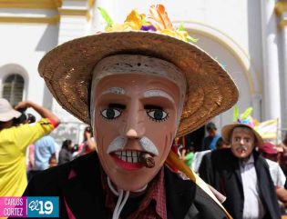 Católicos se desbordan en cierre de fiestas de San Sebastián