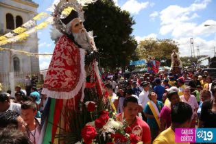 Católicos se desbordan en cierre de fiestas de San Sebastián