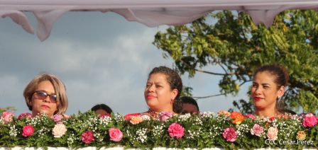 400 parejas se juran amor y respeto en Bodas Ya