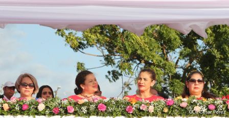 400 parejas se juran amor y respeto en Bodas Ya