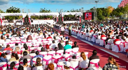 400 parejas se juran amor y respeto en Bodas Ya