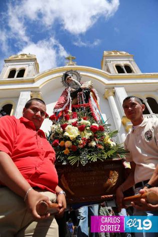 Católicos se desbordan en cierre de fiestas de San Sebastián