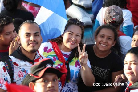 Caminata Con Amor que todo puede, con Amor que todo vence en Nuestra Nicaragua Libre ! Mujeres por la Vida !