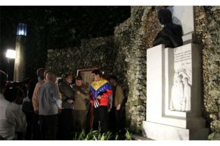 Daniel y Rosario participaron en Marcha de las Antorchas en Cuba