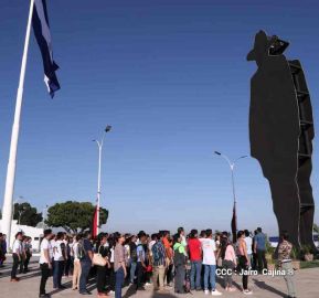 Nicaragua rinde homenaje al general Sandino