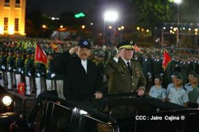 Toma de posesión del cargo de Comandante en Jefe del Ejército de Nicaragua