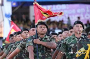 Toma de posesión del cargo de Comandante en Jefe del Ejército de Nicaragua