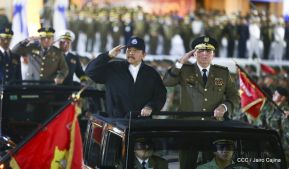 Toma de posesión del cargo de Comandante en Jefe del Ejército de Nicaragua