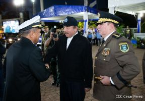 Toma de posesión del cargo de Comandante en Jefe del Ejército de Nicaragua
