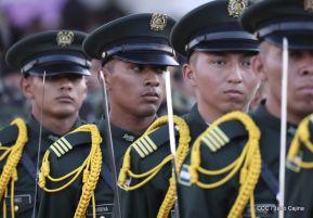 Toma de posesión del cargo de Comandante en Jefe del Ejército de Nicaragua