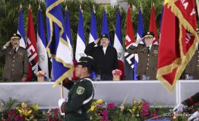 Toma de posesión del cargo de Comandante en Jefe del Ejército de Nicaragua