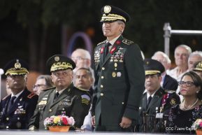 Toma de posesión del cargo de Comandante en Jefe del Ejército de Nicaragua