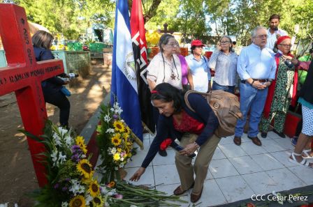 Homenaje a Héroes y Mártires de la gesta de Los Sabogales en Monimbó