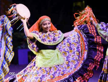 Desborde de Amor en  homenaje a los héroes y mártires de Los Sabogales