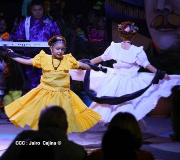 Desborde de Amor en  homenaje a los héroes y mártires de Los Sabogales