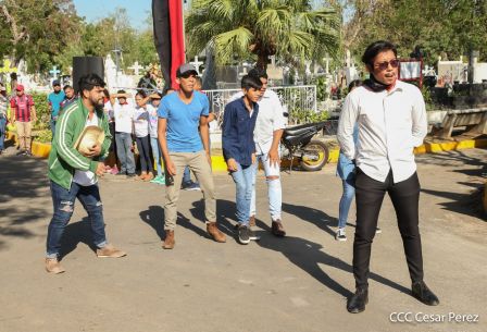 Desborde de Amor en  homenaje a los héroes y mártires de Los Sabogales