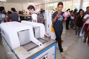 Desborde de Amor en  homenaje a los héroes y mártires de Los Sabogales