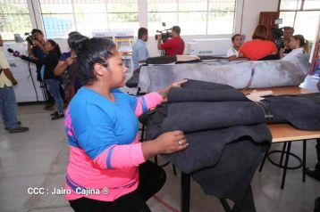 Desborde de Amor en  homenaje a los héroes y mártires de Los Sabogales