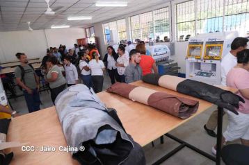Desborde de Amor en  homenaje a los héroes y mártires de Los Sabogales
